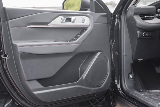 2026 Ford Explorer Active w/100A Pkg