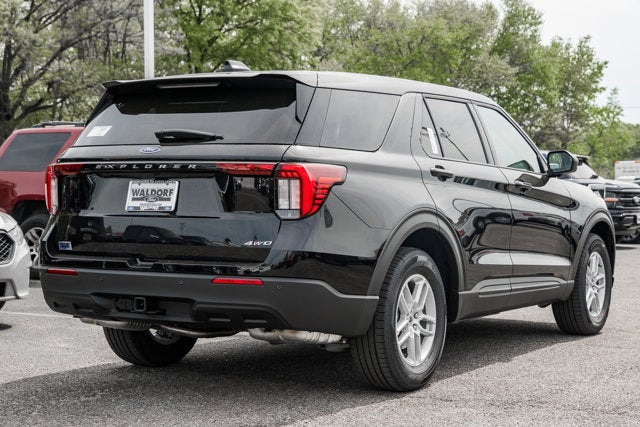 2026 Ford Explorer Active w/100A Pkg