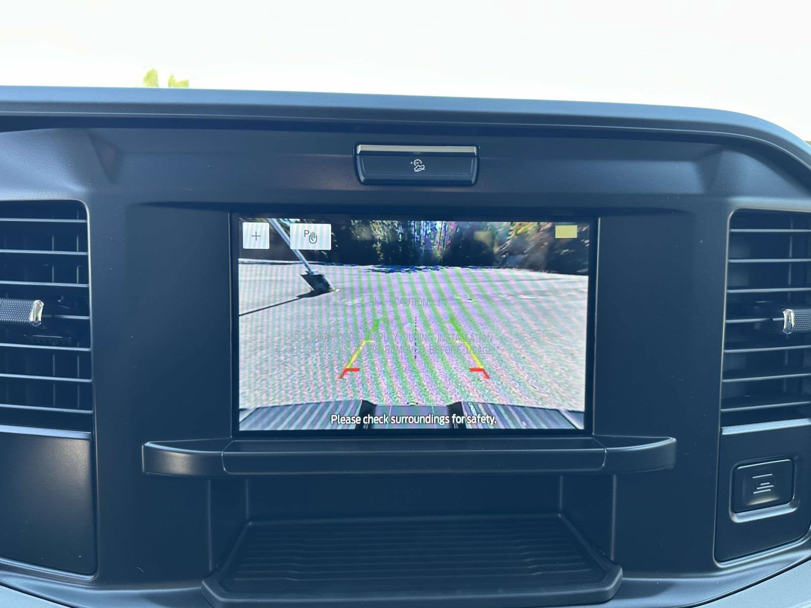 2027 Ford Super Duty F-250 SRW XLT