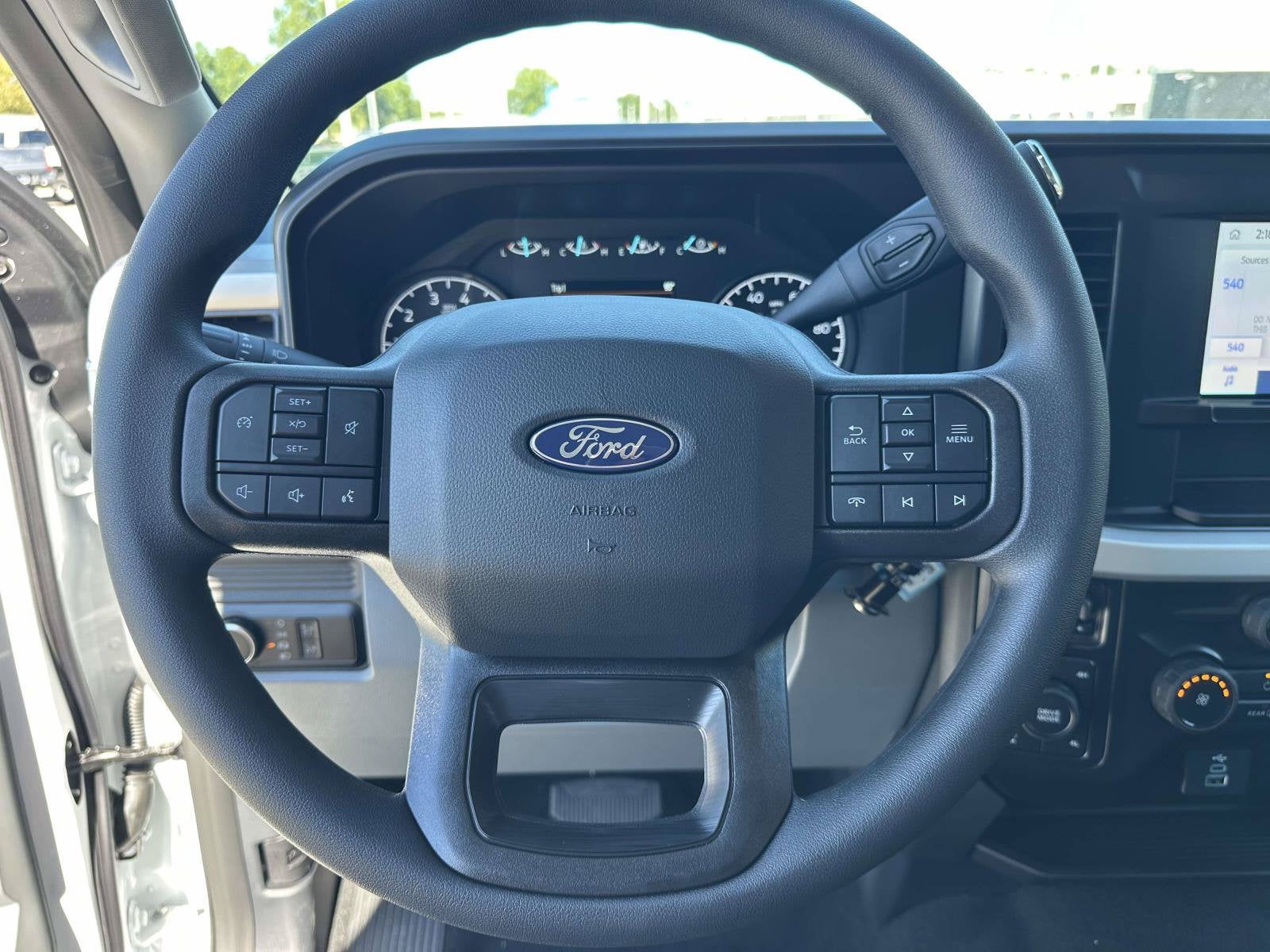 2027 Ford Super Duty F-250 SRW XLT