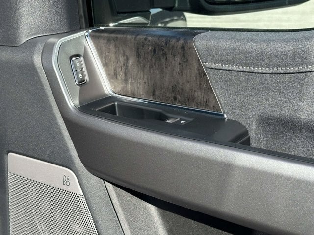 2027 Ford Super Duty F-250 SRW LARIAT
