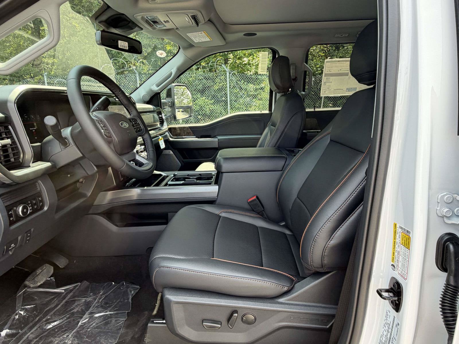 2026 Ford Super Duty F-250 SRW LARIAT