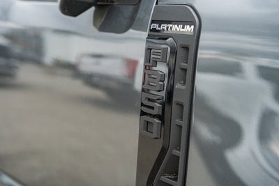 2026 Ford Super Duty F-350 SRW Platinum
