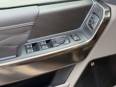 2026 Ford Super Duty F-350 SRW Platinum