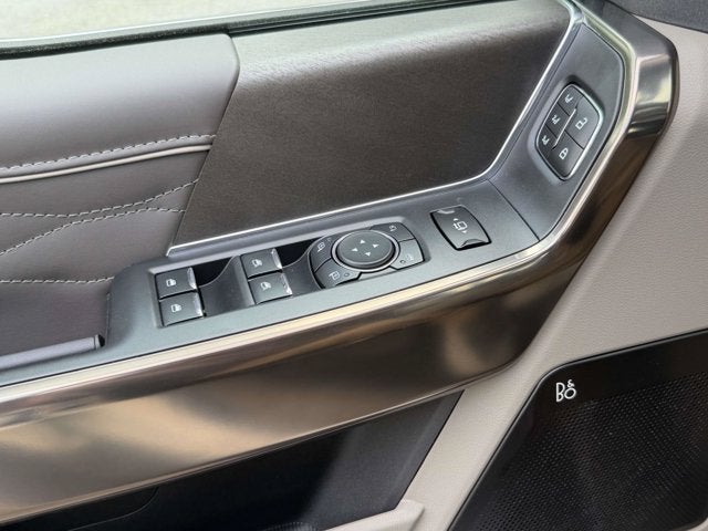 2026 Ford Super Duty F-350 SRW Platinum