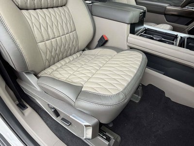 2026 Ford Super Duty F-350 SRW Platinum