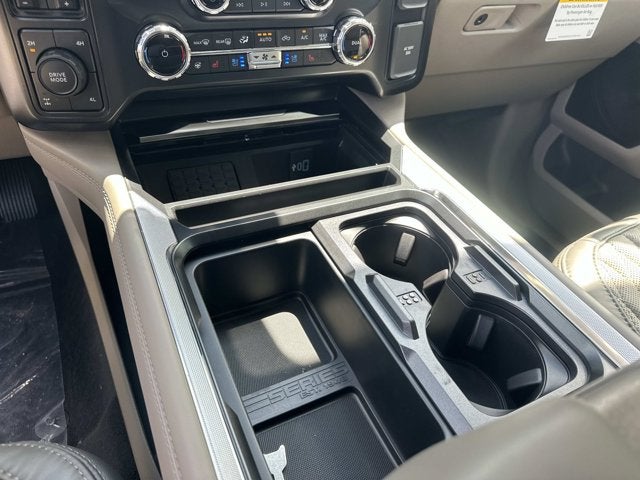 2026 Ford Super Duty F-350 SRW Platinum