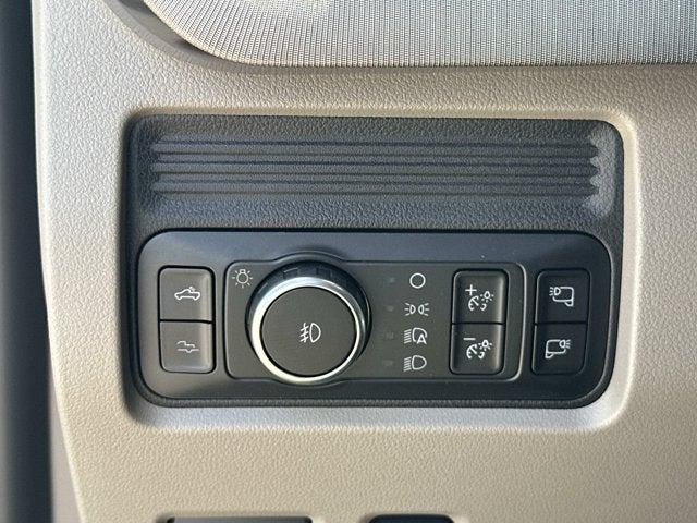 2026 Ford Super Duty F-350 SRW Platinum