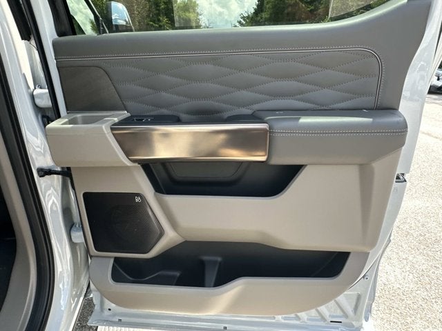 2026 Ford Super Duty F-350 SRW Platinum