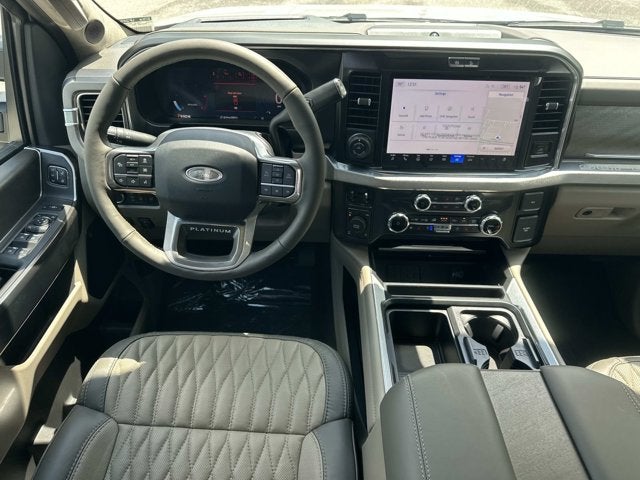 2026 Ford Super Duty F-350 SRW Platinum
