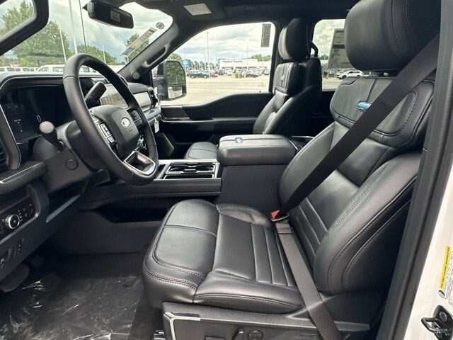 2026 Ford Super Duty F-350 SRW Platinum