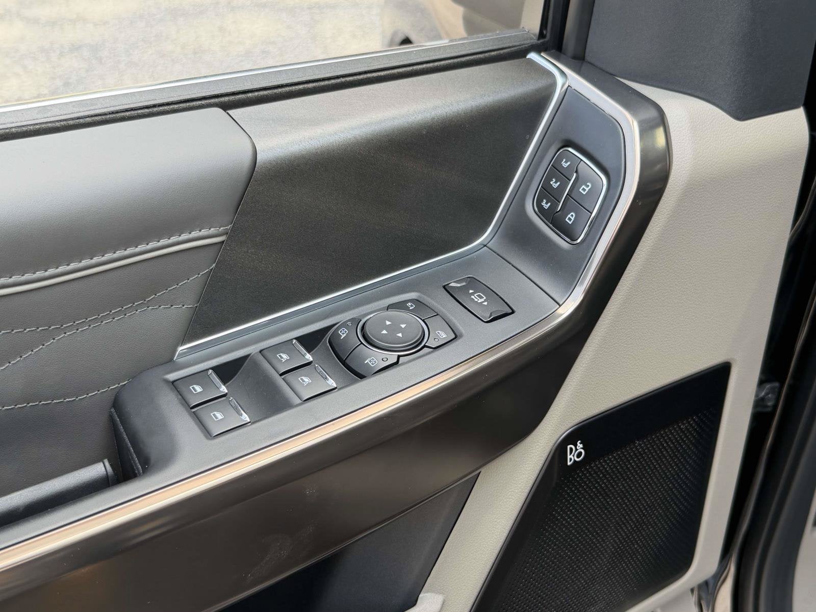 2026 Ford Super Duty F-350 SRW Platinum