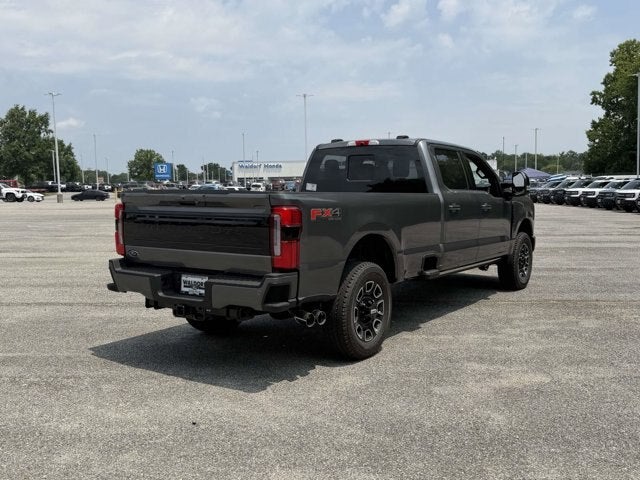 2026 Ford Super Duty F-350 SRW Platinum