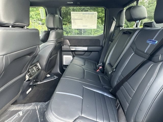 2026 Ford Super Duty F-350 SRW Platinum