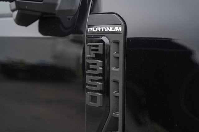 2026 Ford Super Duty F-350 SRW Platinum