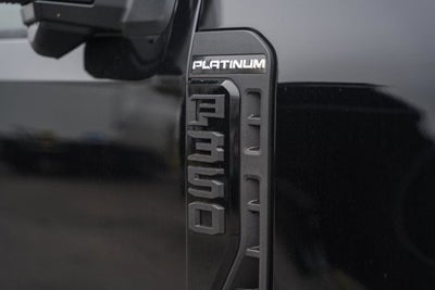 2026 Ford Super Duty F-350 SRW Platinum