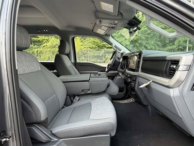 2026 Ford Super Duty F-350 SRW XLT