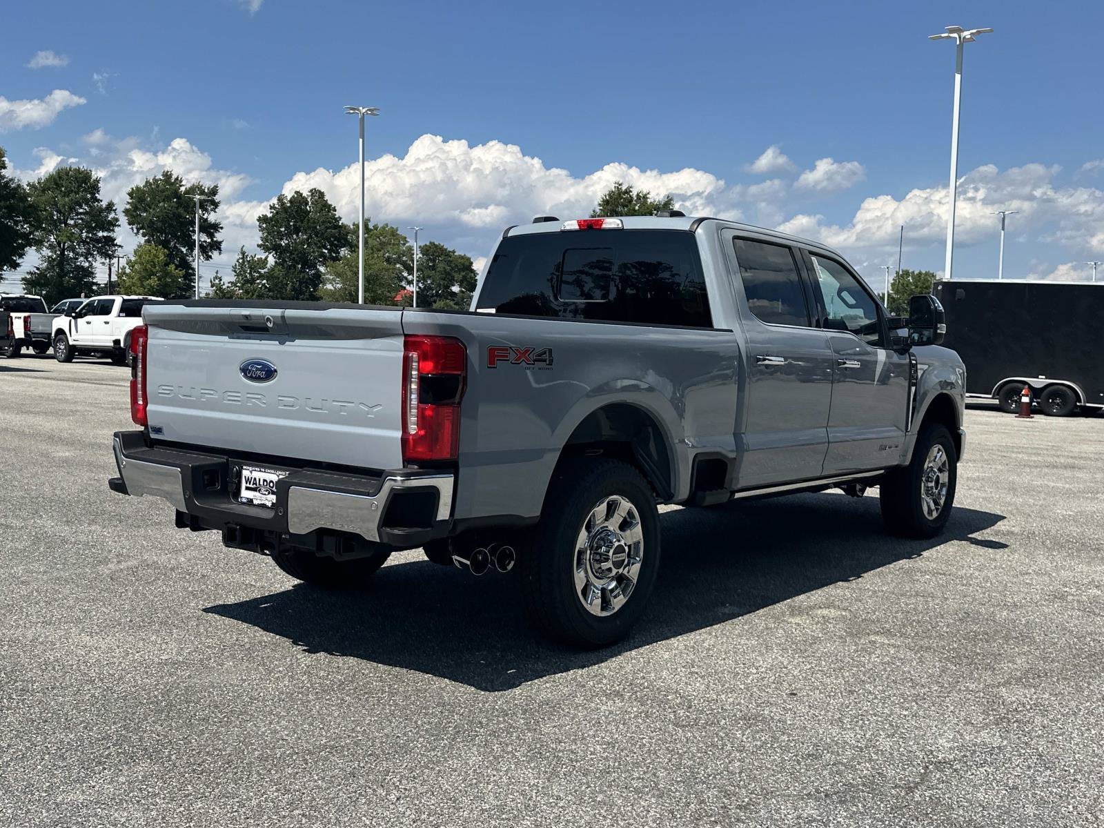 2026 Ford Super Duty F-350 SRW LARIAT