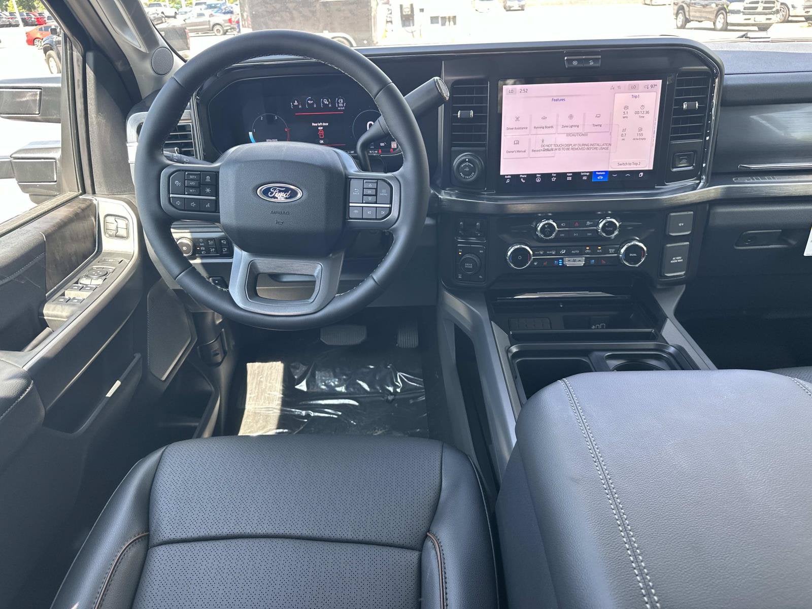 2026 Ford Super Duty F-350 SRW LARIAT