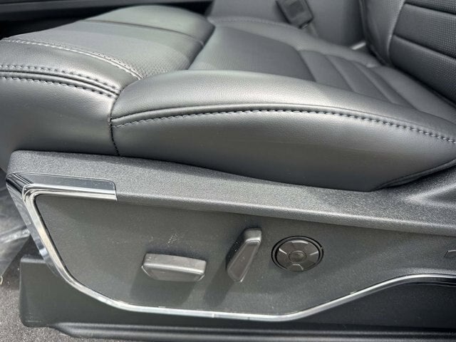 2026 Ford Super Duty F-350® Platinum®