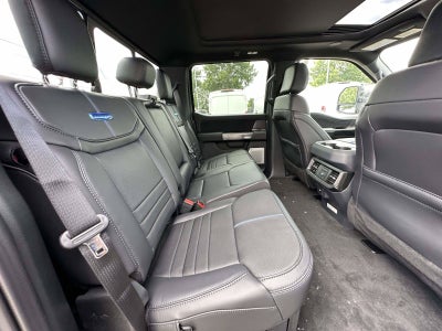 2026 Ford Super Duty F-350 DRW Platinum