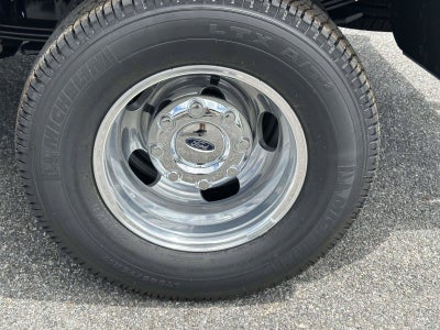 2026 Ford Super Duty F-350 DRW Platinum