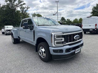 2026 Ford Super Duty F-350 DRW Platinum