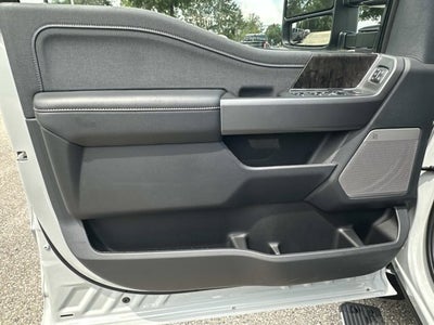 2026 Ford Super Duty F-350 DRW LARIAT