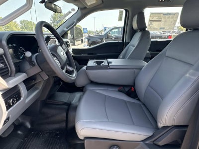 2027 Ford Super Duty F-350 DRW XL
