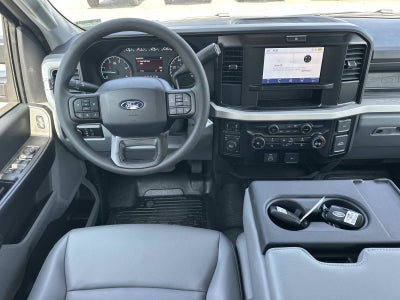 2027 Ford Super Duty F-350 DRW XL