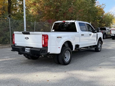 2027 Ford Super Duty F-350 DRW XL