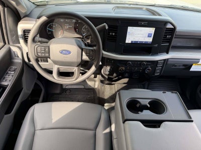 2027 Ford Super Duty F-350 DRW XL