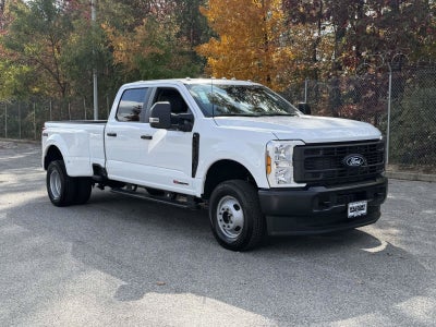 2027 Ford Super Duty F-350 DRW XL