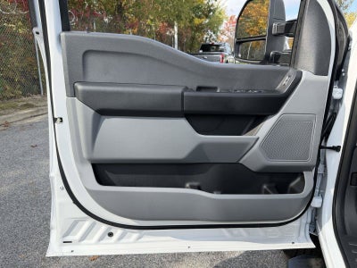 2027 Ford Super Duty F-350 DRW XL