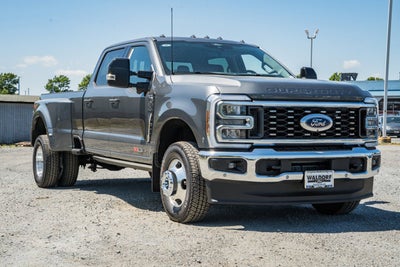2026 Ford Super Duty F-350 DRW LARIAT