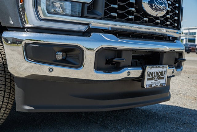 2026 Ford Super Duty F-350 DRW LARIAT