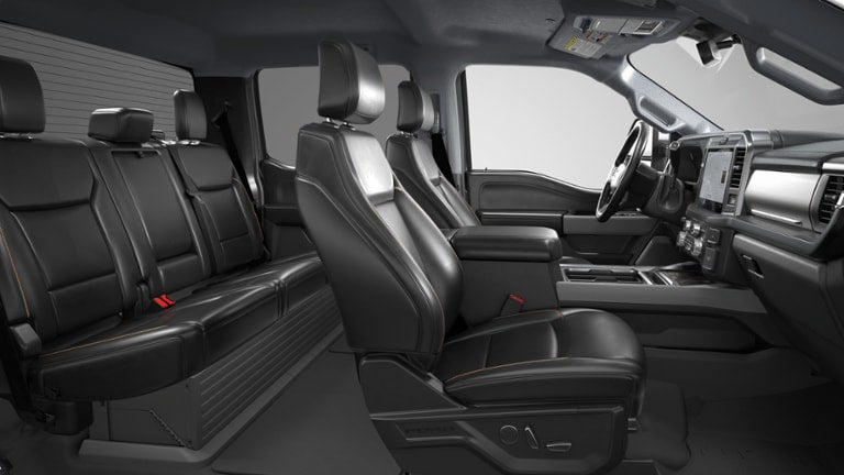 2026 Ford Super Duty F-350 DRW LARIAT