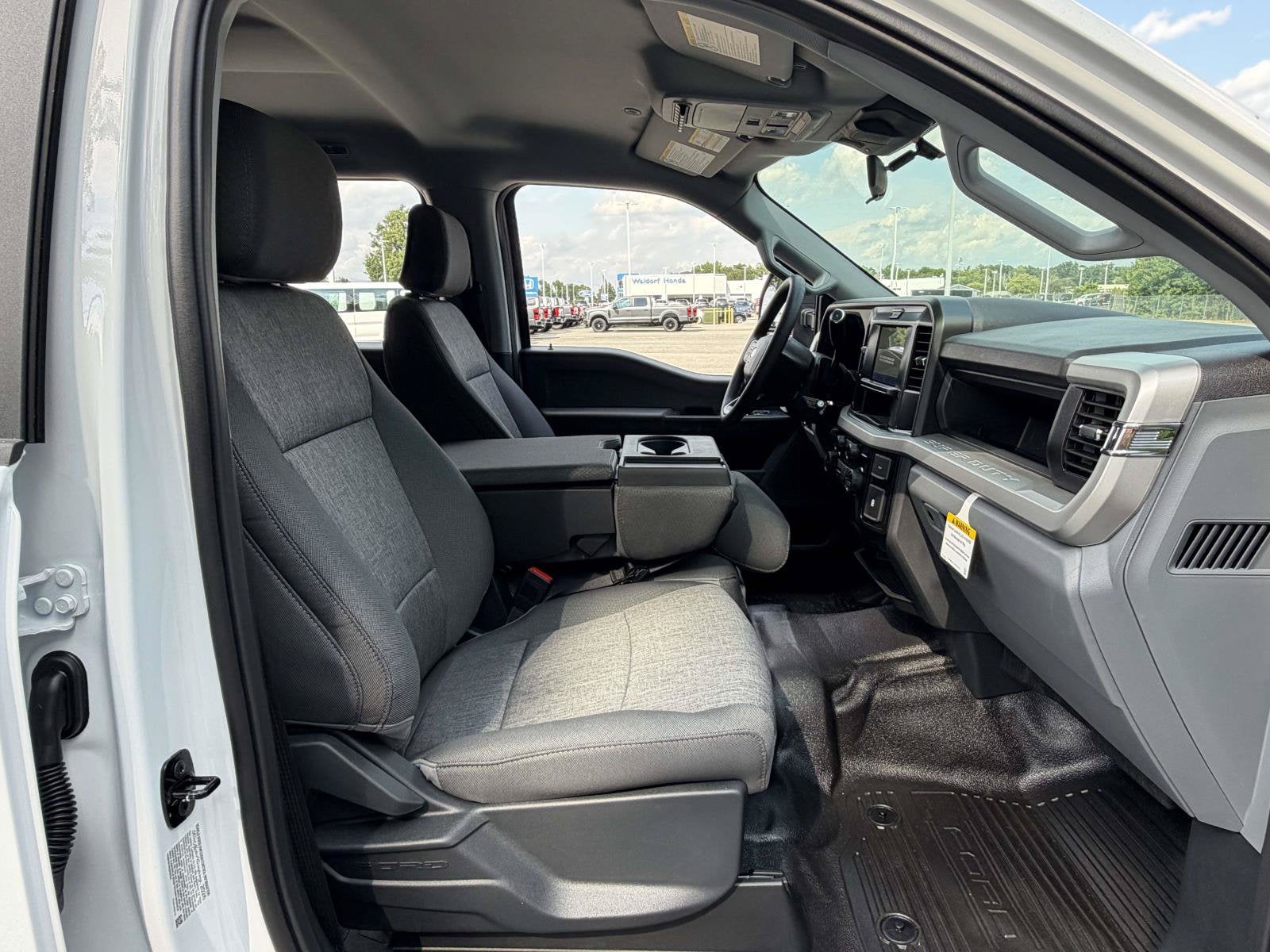 2026 Ford Super Duty F-350 DRW XL