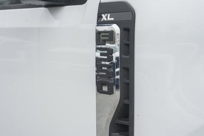 2026 Ford Super Duty F-350 DRW XL
