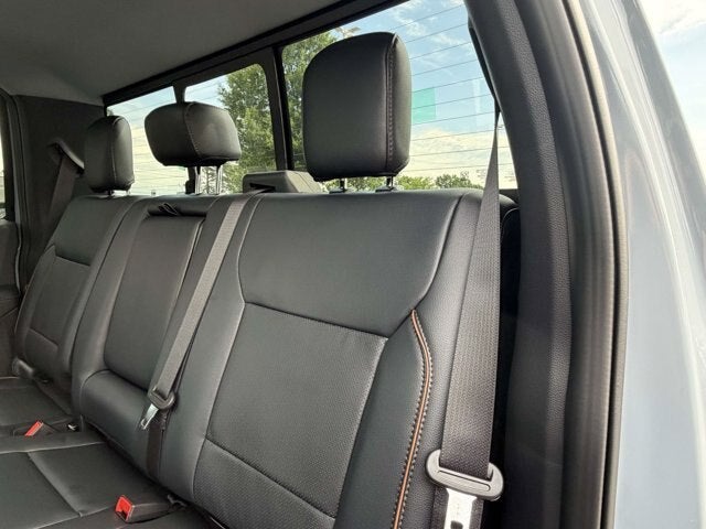 2026 Ford Super Duty F-350 DRW LARIAT