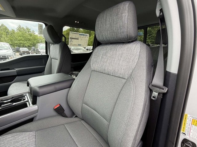 2026 Ford Super Duty F-350 DRW XLT
