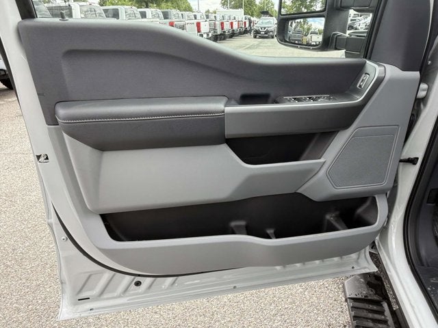 2026 Ford Super Duty F-350 DRW XLT