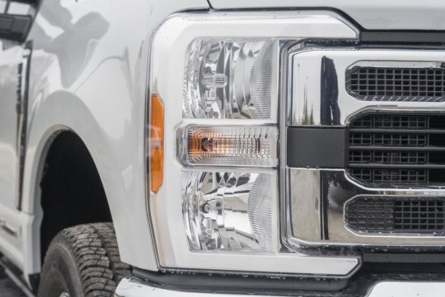 2026 Ford Super Duty F-350 DRW XLT