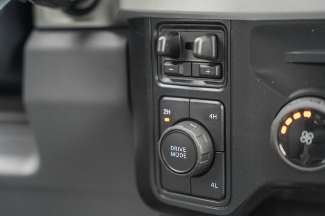2026 Ford Super Duty F-350 DRW XLT