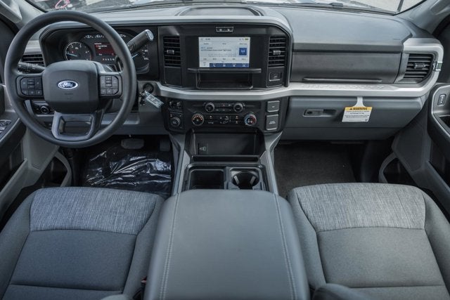 2026 Ford Super Duty F-350 DRW XLT