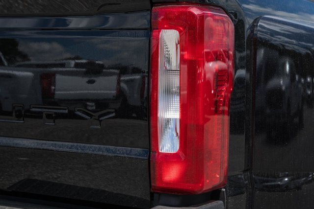 2026 Ford Super Duty F-350 DRW XLT