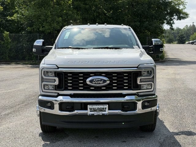 2026 Ford Super Duty F-350 DRW LARIAT