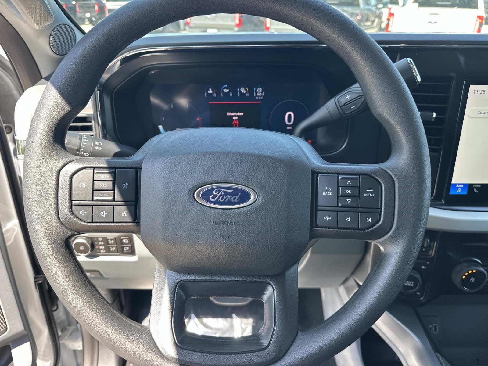2026 Ford Super Duty F-350 DRW XLT
