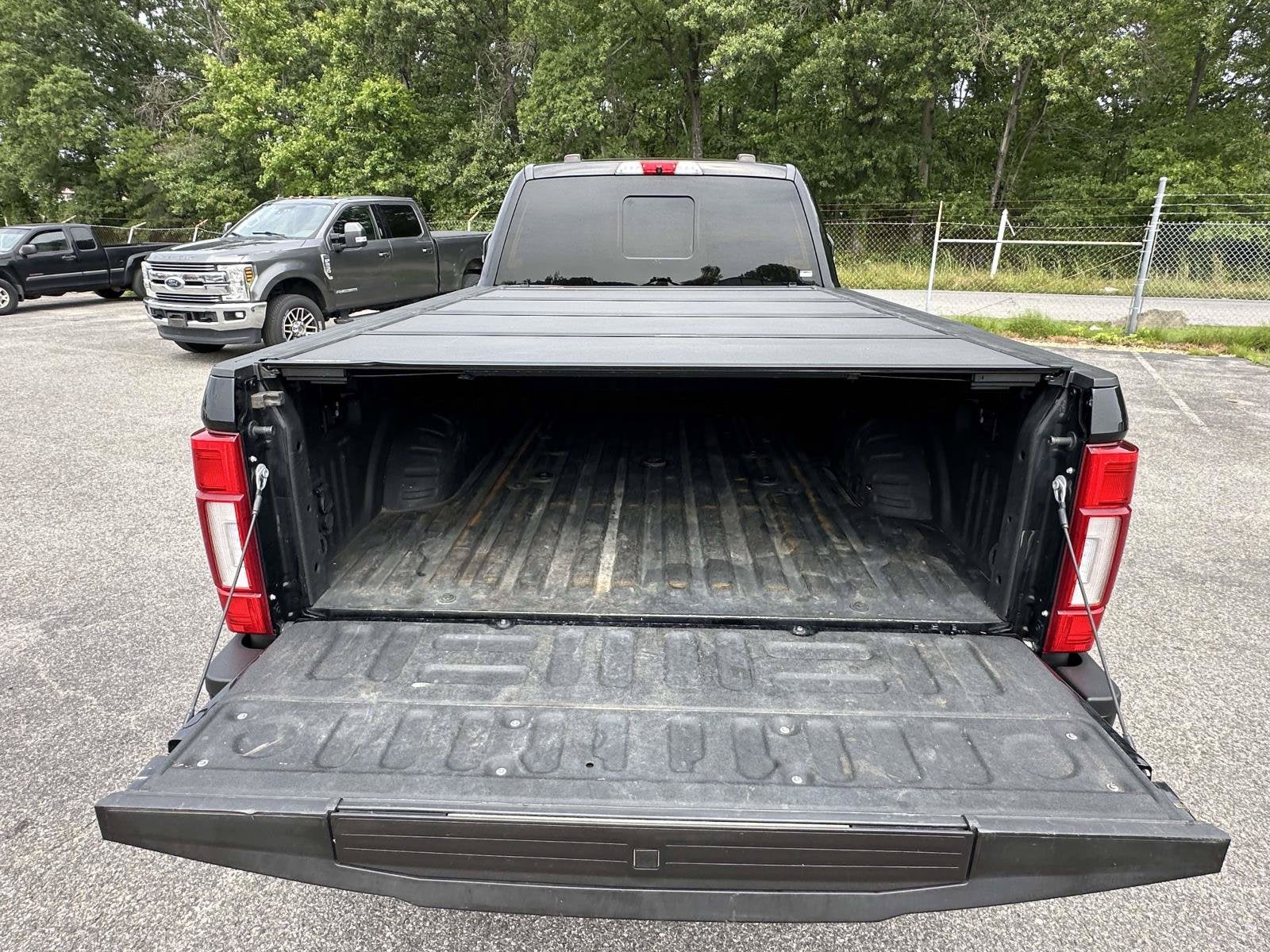 2022 Ford Super Duty F-450 DRW Platinum