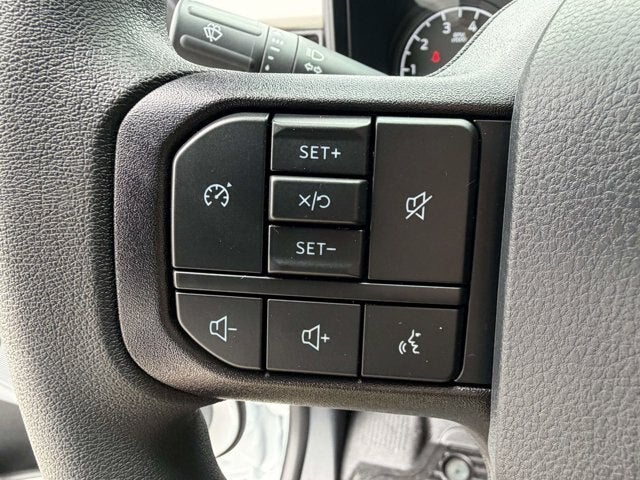 2027 Ford Super Duty F-350 SRW XL